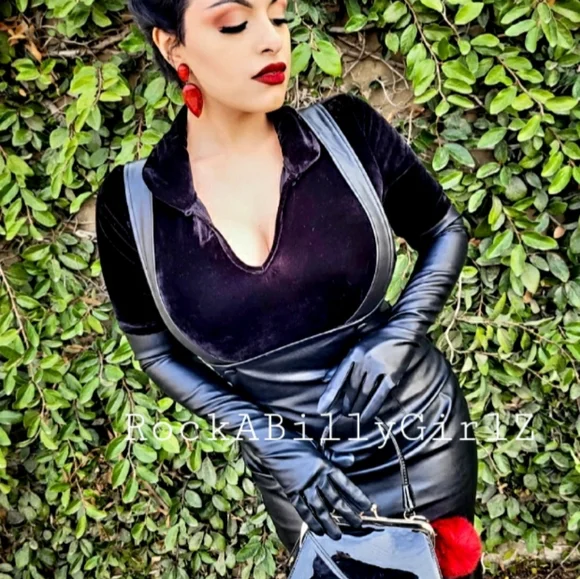 Tatyana Vintage 1950’s Black Gothic Vegan Leather Jumper Pencil Skirt Suspenders - Picture 9 of 16